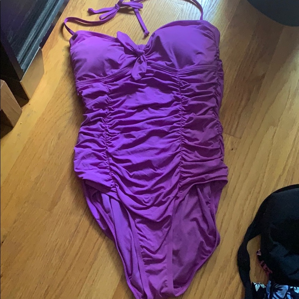 Old navy swim suit